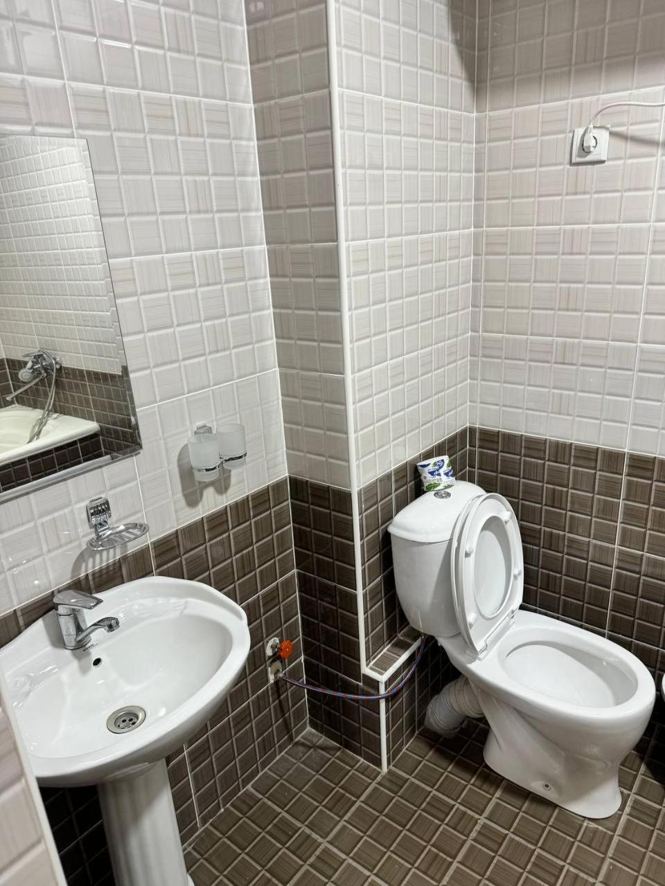 Hotel Rudaki Panjakent Bagian luar foto